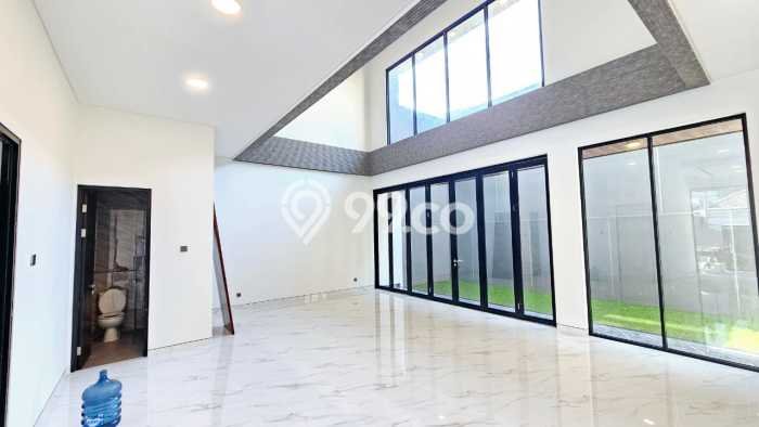 For Sale! Luxury House LT 240m2 Desain Modern di kertajaya For Sale! Luxury House LT 240m2 Desain Modern di kertajaya