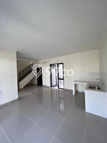 Disewakan! Rumah 3 Kamar Tidur &
2 Kamar Mandi di Gading Serpong, Tangerang Disewakan! Rumah 3 Kamar Tidur &
2 Kamar Mandi di Gading Serpong, Tangerang