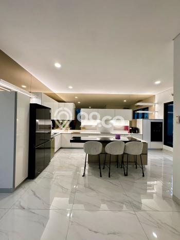 Hunian Elit LB 245m2 Siap Huni Desain Elegan di BSD, Tangerang Hunian Elit LB 245m2 Siap Huni Desain Elegan di BSD, Tangerang