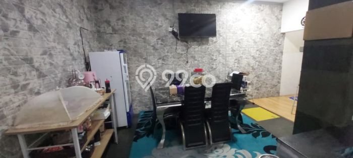 Ready to Use! Premium House LT 305m2 Desain Elegan di Modernland Ready to Use! Premium House LT 305m2 Desain Elegan di Modernland
