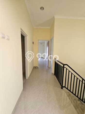 For Sale Hunian Rumah Terawat 3 KT di Gading Serpong, Tangerang For Sale Hunian Rumah Terawat 3 KT di Gading Serpong, Tangerang