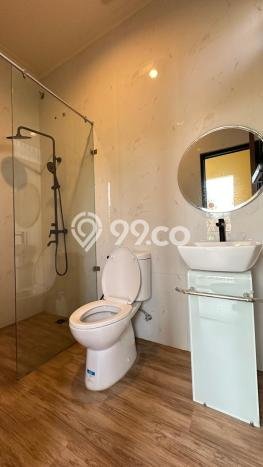 Rumah Mewah LB 241m2 Siap Huni Desain Elegan di BSD, Tangerang Rumah Mewah LB 241m2 Siap Huni Desain Elegan di BSD, Tangerang