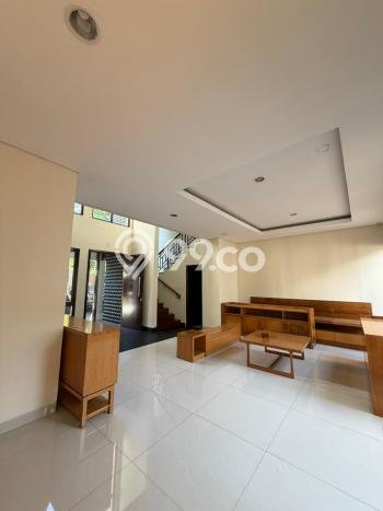 Rumah Luxury Modern Siap Huni di BSD Tangerang Rumah Luxury Modern Siap Huni di BSD Tangerang
