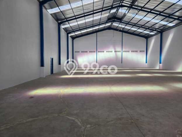 Gudang Lokasi Strategis Kawasan Legok, Luas 600m², Disewakan Gudang Lokasi Strategis Kawasan Legok, Luas 600m², Disewakan