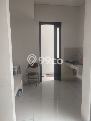 For Sale Hunian Rumah Terawat 4 Kamar di BSD Eminent, Tangerang For Sale Hunian Rumah Terawat 4 Kamar di BSD Eminent, Tangerang