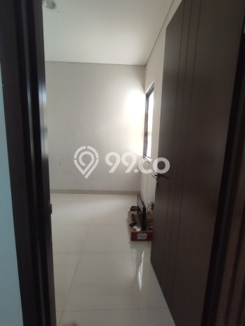 For Sale Hunian Rumah Terawat 4 Kamar di BSD Eminent, Tangerang For Sale Hunian Rumah Terawat 4 Kamar di BSD Eminent, Tangerang