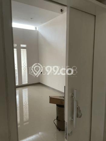 Rumah Luas Asri 6 KT Siap Huni di Taman Holis Indah Bandung Rumah Luas Asri 6 KT Siap Huni di Taman Holis Indah Bandung