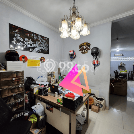 Rumah Mewah LB 192m2 Siap Pakai Desain Elegan di Taman Kopo Indah, Bandung Rumah Mewah LB 192m2 Siap Pakai Desain Elegan di Taman Kopo Indah, Bandung