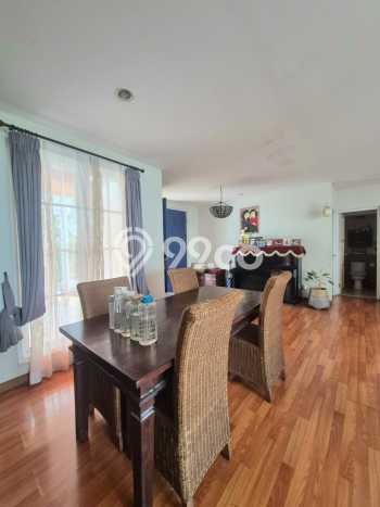 Jual Rumah Luas Megah Dengan View Eksklusif di Bintaro, Tangerang Selatan Jual Rumah Luas Megah Dengan View Eksklusif di Bintaro, Tangerang Selatan