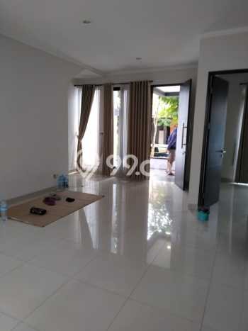 Dijual Rumah Luas Elegan Dengan View Cantik di Bintaro, Tangerang Selatan Dijual Rumah Luas Elegan Dengan View Cantik di Bintaro, Tangerang Selatan
