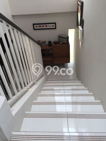 Hunian Elit LB 154m2 Siap Huni Desain Elegan di Bintaro, Tangerang Selatan Hunian Elit LB 154m2 Siap Huni Desain Elegan di Bintaro, Tangerang Selatan