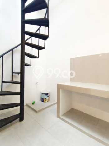 Hunian Elit LB 210m2 Siap Huni Desain Elegan di Bintaro, Tangerang Selatan Hunian Elit LB 210m2 Siap Huni Desain Elegan di Bintaro, Tangerang Selatan