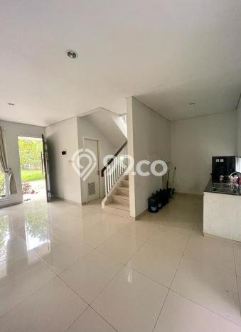 Rumah Elit Modern Siap Huni di Bintaro Tangerang Selatan Rumah Elit Modern Siap Huni di Bintaro Tangerang Selatan
