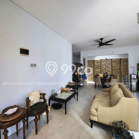Hunian Elit LB 160m2 Siap Huni Desain Elegan di Bintaro, Tangerang Selatan Hunian Elit LB 160m2 Siap Huni Desain Elegan di Bintaro, Tangerang Selatan