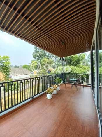 Rumah Luxury Modern Tanpa Renovasi di Bintaro Tangerang Selatan Rumah Luxury Modern Tanpa Renovasi di Bintaro Tangerang Selatan
