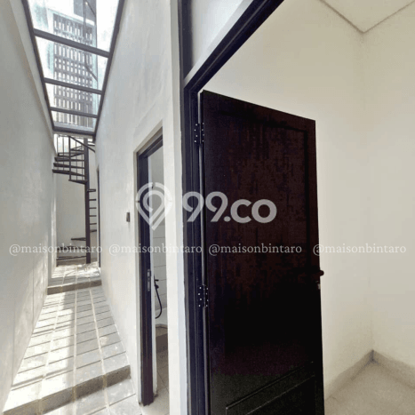Rumah Elit LB 140m2 Siap Huni Desain Elegan di Bintaro, Tangerang Selatan Rumah Elit LB 140m2 Siap Huni Desain Elegan di Bintaro, Tangerang Selatan