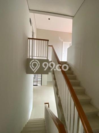 Disewakan! Rumah 4 Kamar Tidur &
5 Kamar Mandi di Bintaro, Tangerang Selatan Disewakan! Rumah 4 Kamar Tidur &
5 Kamar Mandi di Bintaro, Tangerang Selatan