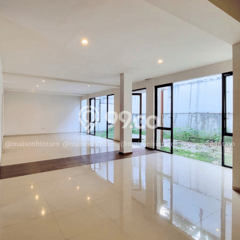 Ready to Use! Premium House LT 300m2 Desain Elegan di Bintaro Ready to Use! Premium House LT 300m2 Desain Elegan di Bintaro