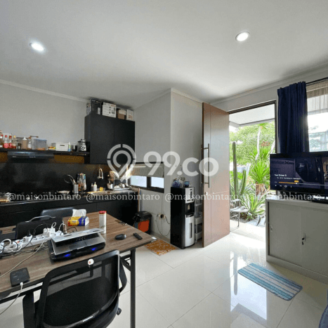 Dijual Rumah Luas Megah Dengan View Eksklusif di Bintaro, Tangerang Selatan Dijual Rumah Luas Megah Dengan View Eksklusif di Bintaro, Tangerang Selatan