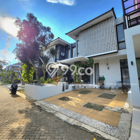 Hunian Mewah LB 135m2 Siap Huni Desain Elegan di Bintaro, Tangerang Selatan Hunian Mewah LB 135m2 Siap Huni Desain Elegan di Bintaro, Tangerang Selatan