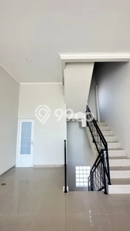 Unit Ruko Dijual di Bekasi LT 97m2 & LB 150m2 Unit Ruko Dijual di Bekasi LT 97m2 & LB 150m2