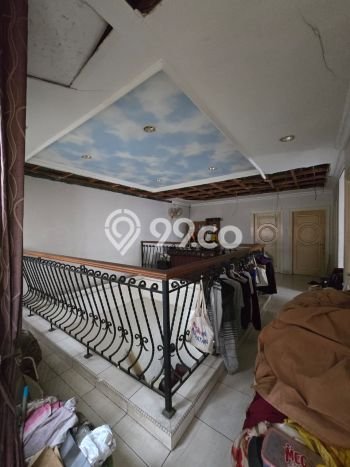 Jual Rumah Mewah Megah Dengan View Eksklusif di Cipinang, Jakarta Timur Jual Rumah Mewah Megah Dengan View Eksklusif di Cipinang, Jakarta Timur