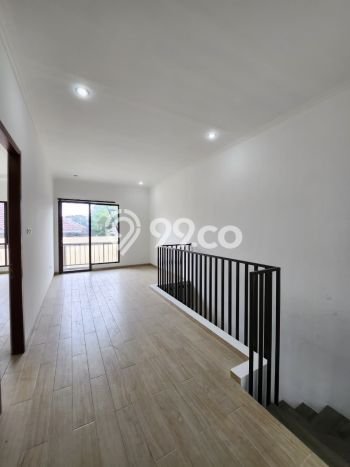 Jual Rumah Mewah Megah Dengan View Eksklusif di Ragunan, Jakarta Selatan Jual Rumah Mewah Megah Dengan View Eksklusif di Ragunan, Jakarta Selatan
