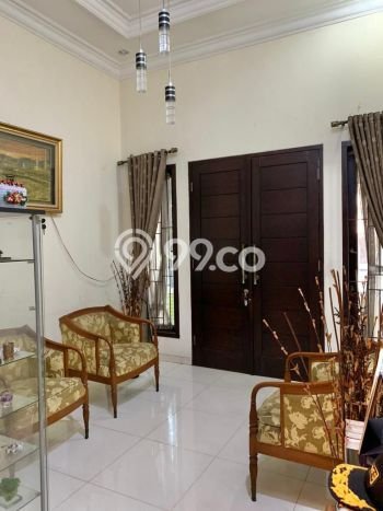 Rumah Elit LB 240m2 Siap Pakai Desain Elegan di Rawamangun, Jakarta Timur Rumah Elit LB 240m2 Siap Pakai Desain Elegan di Rawamangun, Jakarta Timur
