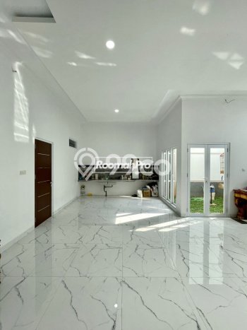 Dijual Rumah Mewah Elegan Dengan View Eksklusif di Cipinang, Jakarta Timur Dijual Rumah Mewah Elegan Dengan View Eksklusif di Cipinang, Jakarta Timur