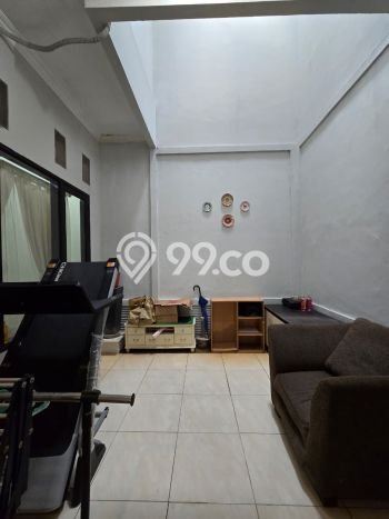 For Sale Hunian Rumah Nyaman 3 KT di Pondok Kelapa, Jakarta Timur For Sale Hunian Rumah Nyaman 3 KT di Pondok Kelapa, Jakarta Timur