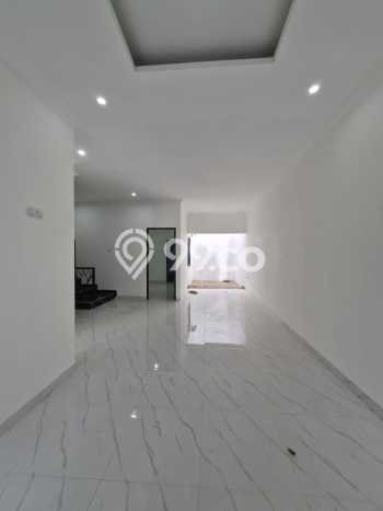 For Sale Rumah Mewah Exclusive di Duren Sawit, Jakarta Timur For Sale Rumah Mewah Exclusive di Duren Sawit, Jakarta Timur