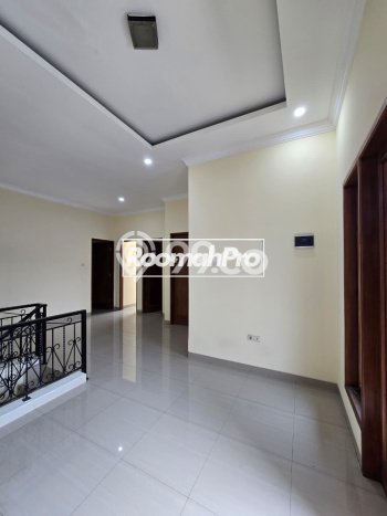Hunian Elit LB 250m2 Siap Huni Desain Elegan di Rawamangun, Jakarta Timur Hunian Elit LB 250m2 Siap Huni Desain Elegan di Rawamangun, Jakarta Timur