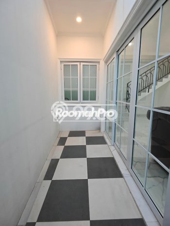 Dijual Rumah Eksklusif 3 KT di Jatiwaringin, Jakarta Timur Dijual Rumah Eksklusif 3 KT di Jatiwaringin, Jakarta Timur