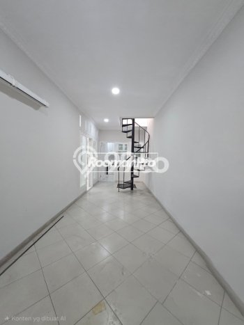 Siap Huni Hunian Elit 5 Kamar di Tebet Dekat ke Mana Pun Siap Huni Hunian Elit 5 Kamar di Tebet Dekat ke Mana Pun