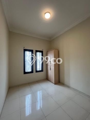 Rumah Elit LB 240m2 Siap Pakai Desain Elegan di Rawamangun, Jakarta Timur Rumah Elit LB 240m2 Siap Pakai Desain Elegan di Rawamangun, Jakarta Timur