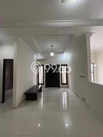 Rumah Elit LB 240m2 Siap Pakai Desain Elegan di Rawamangun, Jakarta Timur Rumah Elit LB 240m2 Siap Pakai Desain Elegan di Rawamangun, Jakarta Timur