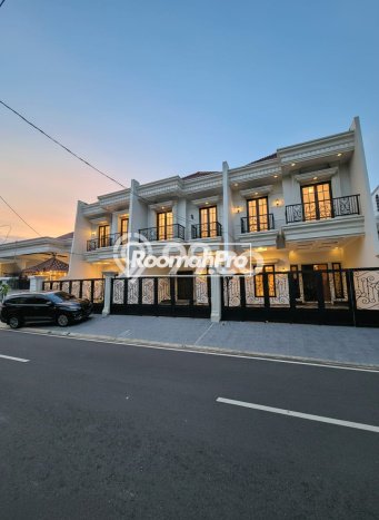 Siap Huni Hunian Elit 4 Kamar di Cempaka Putih Dekat ke Mana Pun Siap Huni Hunian Elit 4 Kamar di Cempaka Putih Dekat ke Mana Pun
