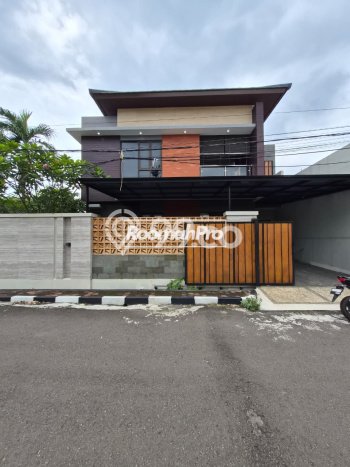 Jarang Ada! Rumah Kontrakan 4 Kamar Nyaman Siap Huni Pondok Kelapa Jarang Ada! Rumah Kontrakan 4 Kamar Nyaman Siap Huni Pondok Kelapa