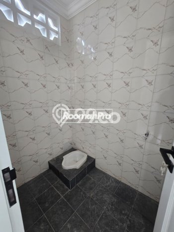 Rumah Luxury Modern Tanpa Renovasi di Pondok Kelapa Jakarta Timur Rumah Luxury Modern Tanpa Renovasi di Pondok Kelapa Jakarta Timur