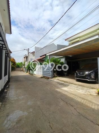Rumah Modern 3 KT di Cilangkap Jakarta Timur Semi Furnished Rumah Modern 3 KT di Cilangkap Jakarta Timur Semi Furnished