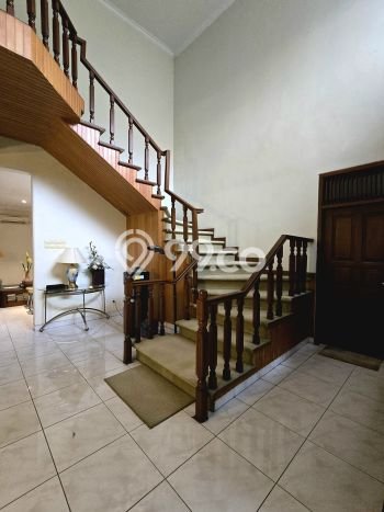 Dijual Rumah Mewah Elegan Dengan View Eksklusif di Kayu Putih, Jakarta Timur Dijual Rumah Mewah Elegan Dengan View Eksklusif di Kayu Putih, Jakarta Timur