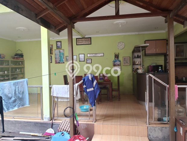 Dijual Rumah 9 Kamar Lokasi Ideal Bagus dan Strategis di Samarinda Seberang Dijual Rumah 9 Kamar Lokasi Ideal Bagus dan Strategis di Samarinda Seberang