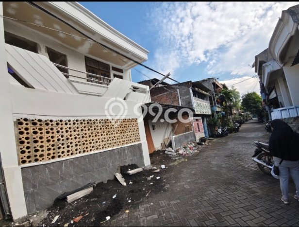 Rumah Kost untuk Dijual di Nginden Punya 11 Kamar Rumah Kost untuk Dijual di Nginden Punya 11 Kamar