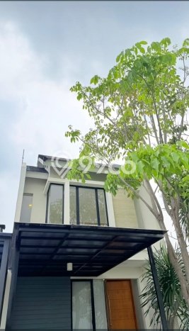 Dijual Rumah Modern 2 KT di Pakuwon, Surabaya Dijual Rumah Modern 2 KT di Pakuwon, Surabaya