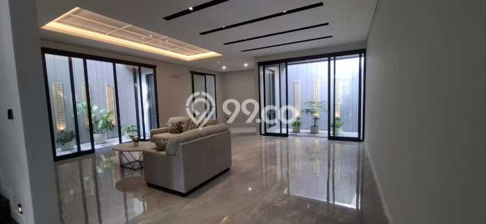 Rumah Elit LB 335m2 Siap Huni Desain Elegan di Surabaya Kota, Surabaya Rumah Elit LB 335m2 Siap Huni Desain Elegan di Surabaya Kota, Surabaya