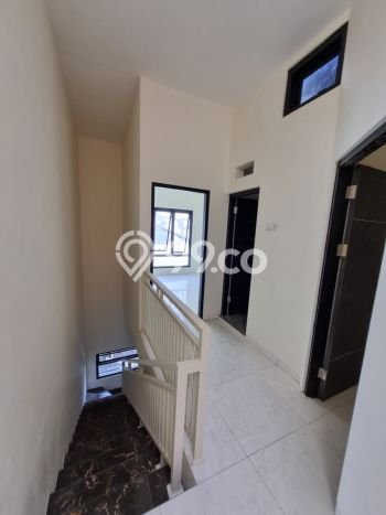 Disewakan Rumah Harga Terjangkau di Surabaya Kota Surabaya dengan 3 Kamar Tidur Disewakan Rumah Harga Terjangkau di Surabaya Kota Surabaya dengan 3 Kamar Tidur
