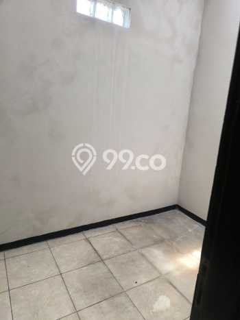 Dijual Rumah Siap Huni di Dukuh Pakis Surabaya Harga Rp 65 Juta LT 112m2 Dijual Rumah Siap Huni di Dukuh Pakis Surabaya Harga Rp 65 Juta LT 112m2