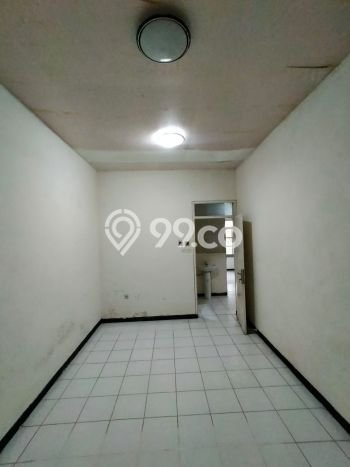 Jarang Ada! Rumah Sewa 4 Kamar Bagus Siap Huni Surabaya Kota Jarang Ada! Rumah Sewa 4 Kamar Bagus Siap Huni Surabaya Kota