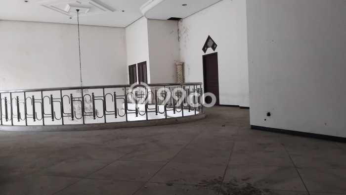 Dijual Rumah Luas Megah Dengan View Eksklusif di Margorejo, Surabaya Dijual Rumah Luas Megah Dengan View Eksklusif di Margorejo, Surabaya