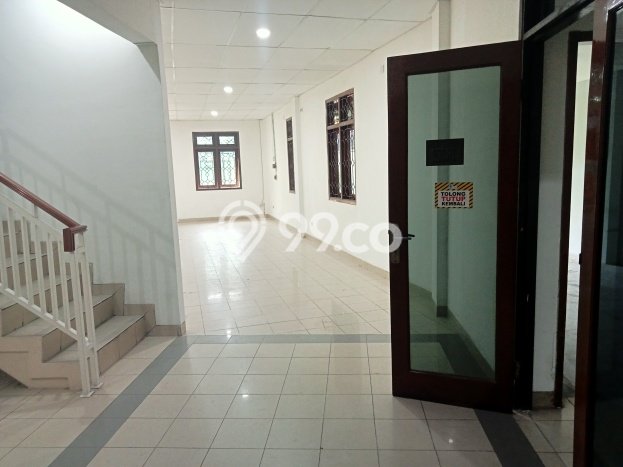 Ruko Disewakan di Kawasan Ramai Matraman, Jakarta Timur Ruko Disewakan di Kawasan Ramai Matraman, Jakarta Timur
